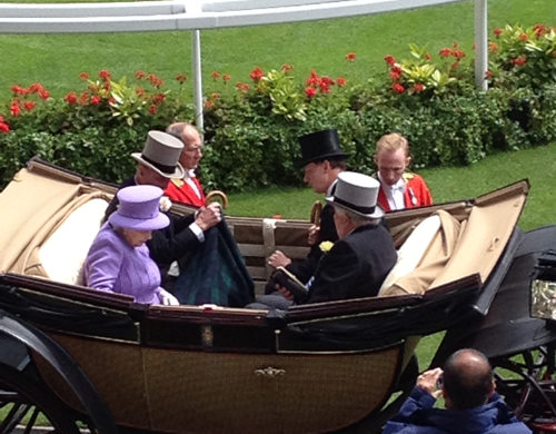 The Queen of England in Horse and carriage at Ascot 2012